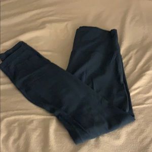 Lululemon align pant in bluish grey; size 8